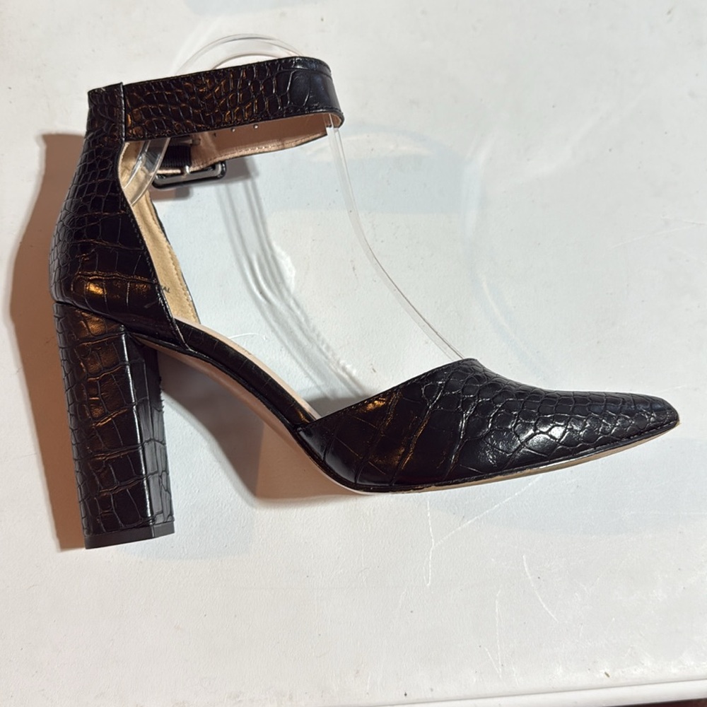 Michael Shannon Black Croc-Embossed Women's Heels - Picture 4 of 11
